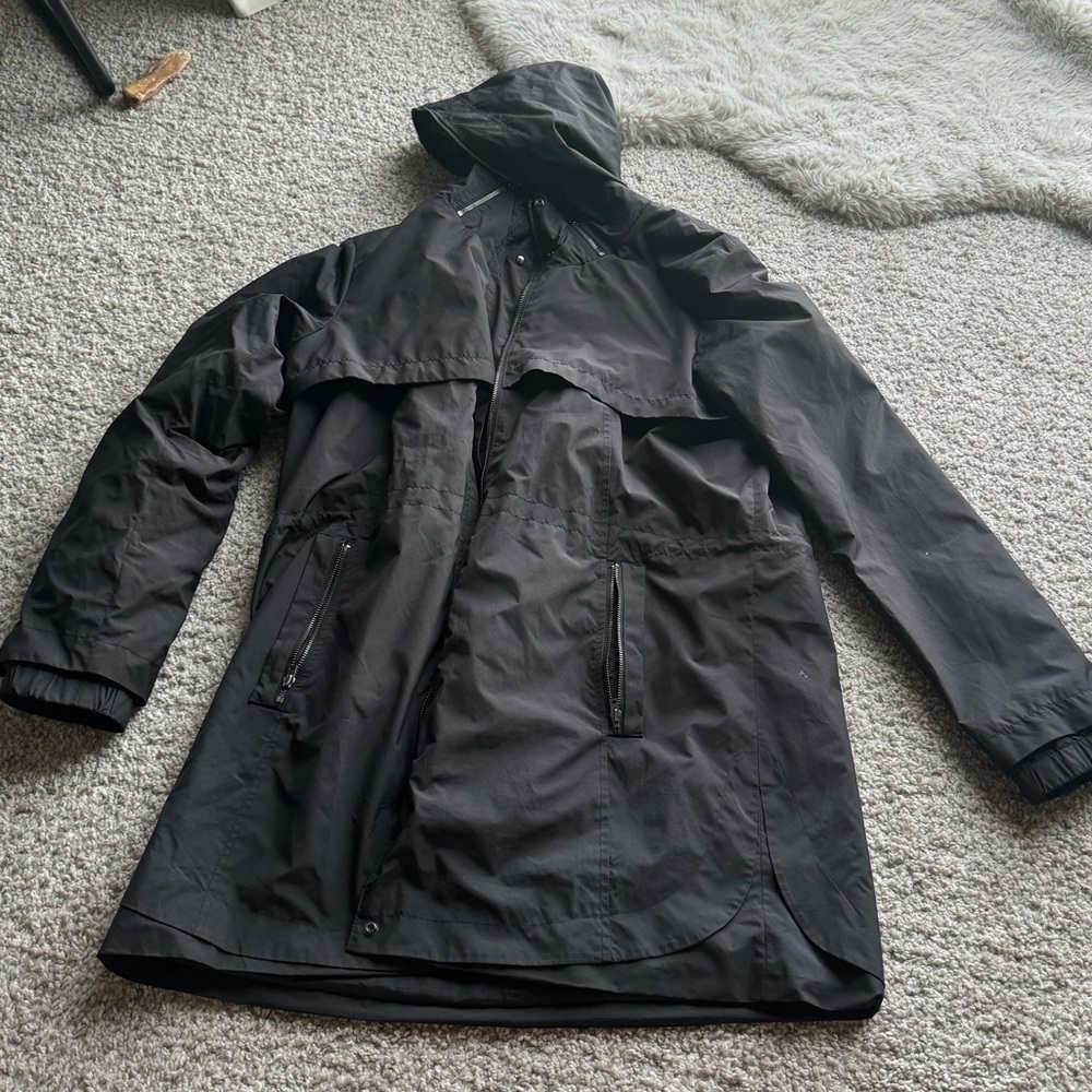 EUC! Black rain type jacket banana republic size large